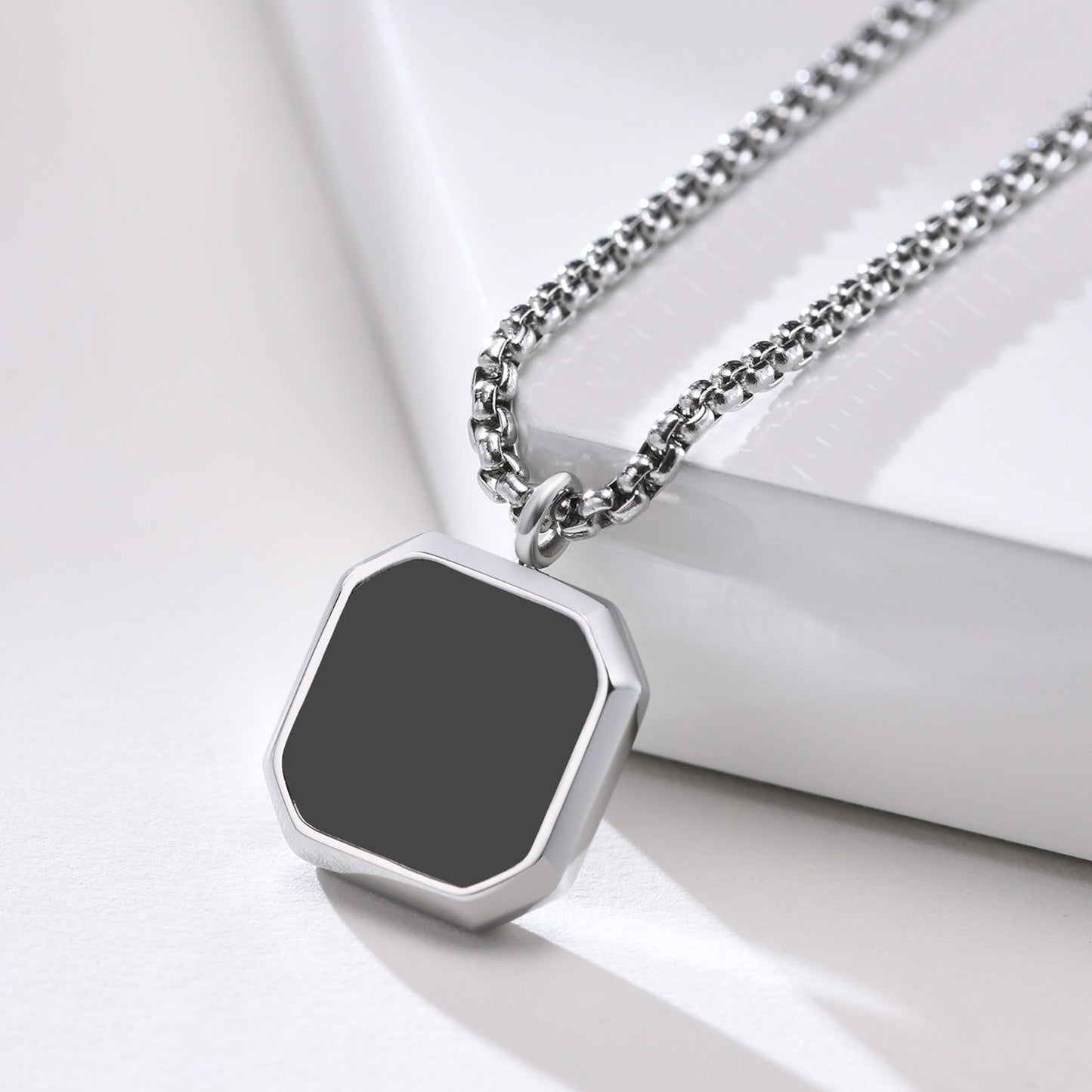 Pendant Square Black | Silver